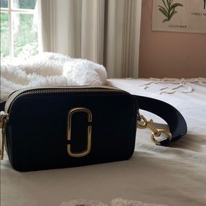 Marc Jacobs slightly used snapshot bag